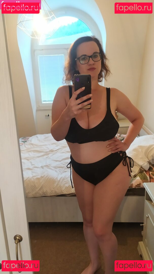 Ivalinity_cos / u336439342 Onlyfans Photo Gallery 