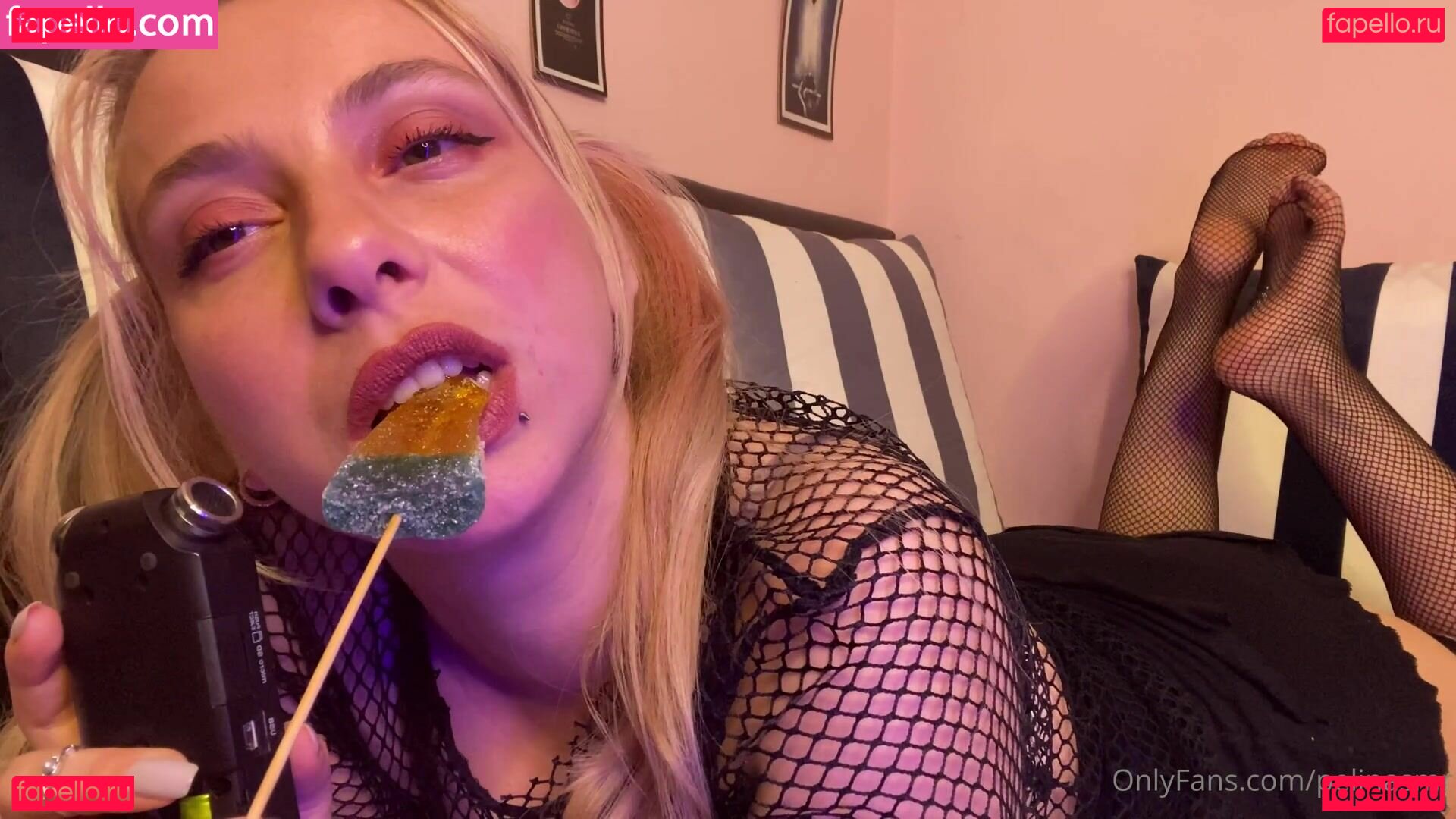 Pelinasmr Onlyfans Photo Gallery 