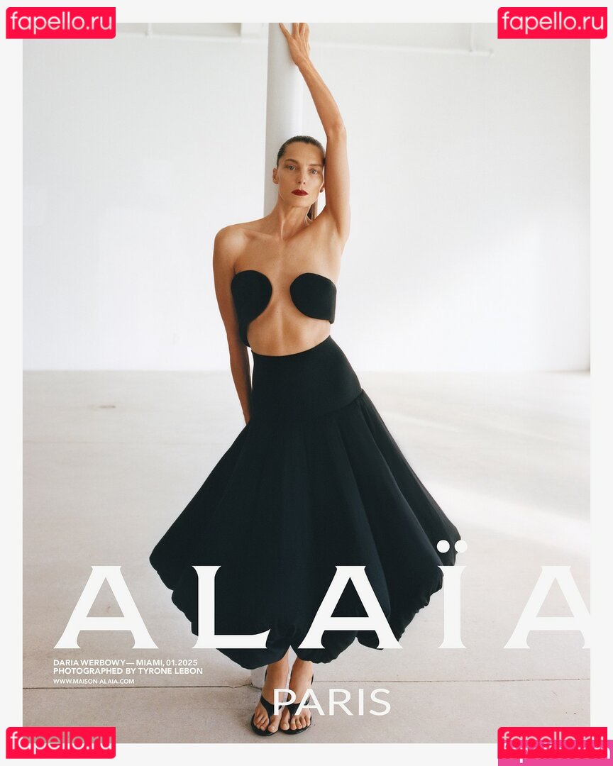 Daria Werbowy / dotwillow / iamdwerbowy Onlyfans Photo Gallery 