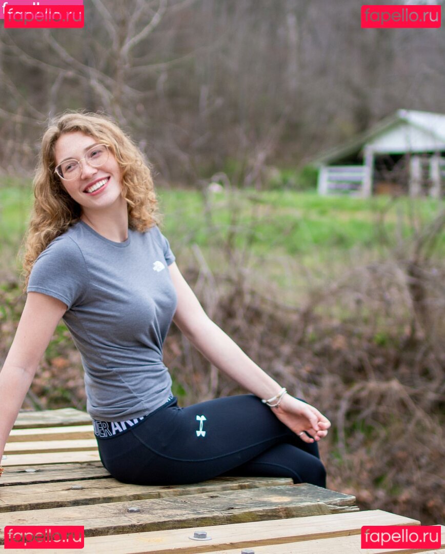 Red Dawn / Red_dawn88 / https: / reddawn01 Onlyfans Photo Gallery 