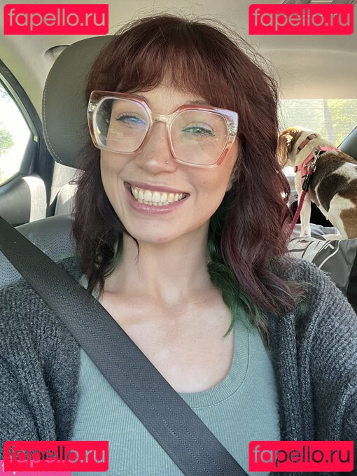 Red Dawn / Red_dawn88 / https: / reddawn01 Onlyfans Photo Gallery 