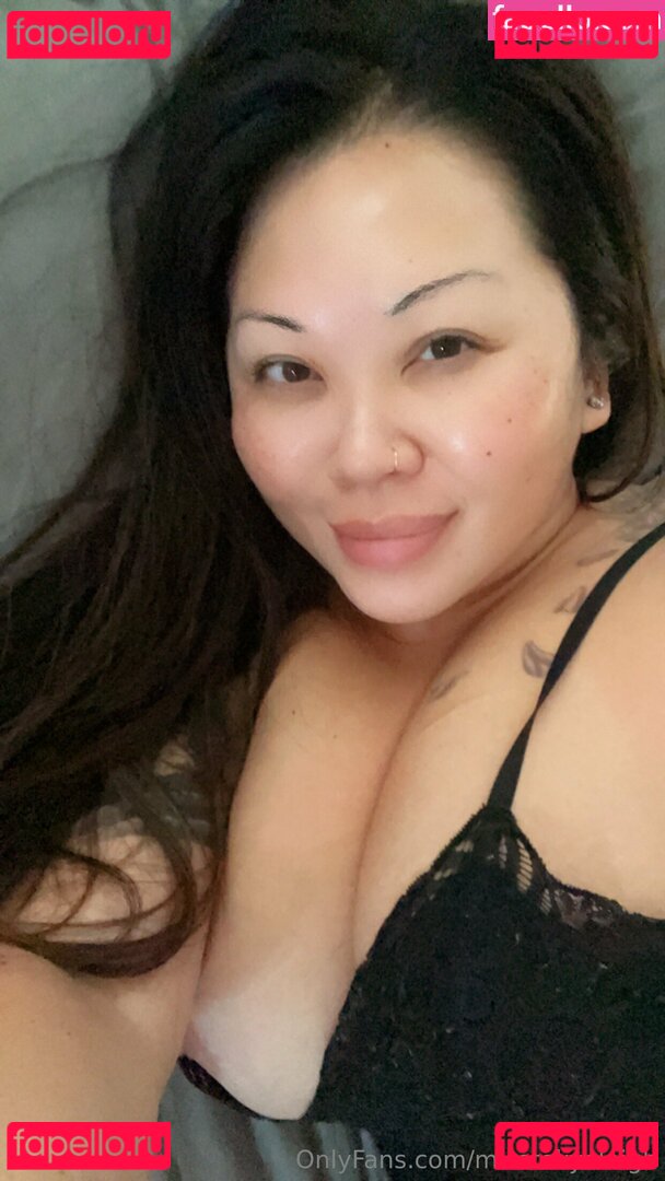 Miss Tokyo Leigh / https: / misstokyoleigh / therealtokyoleigh Onlyfans Photo Gallery 