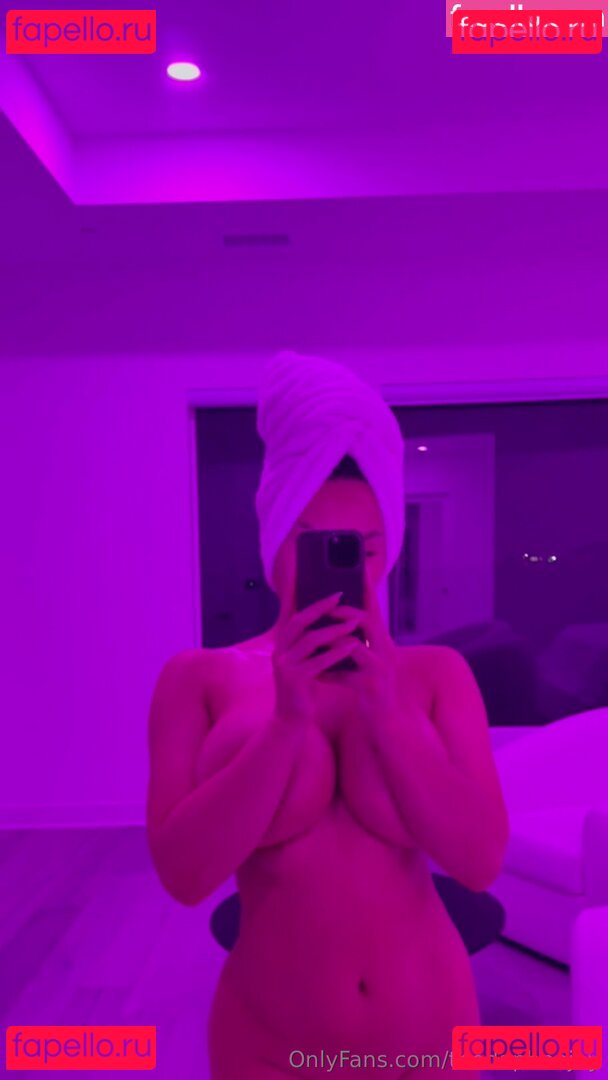 DaphneJoy / thedaphnejoy Onlyfans Photo Gallery 