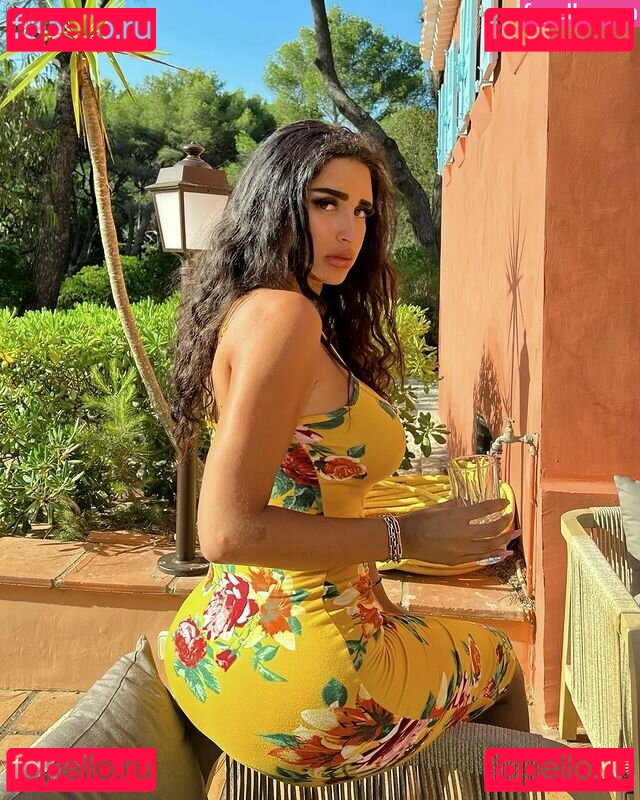 Tania Barbosa / brbs.tania Onlyfans Photo Gallery 