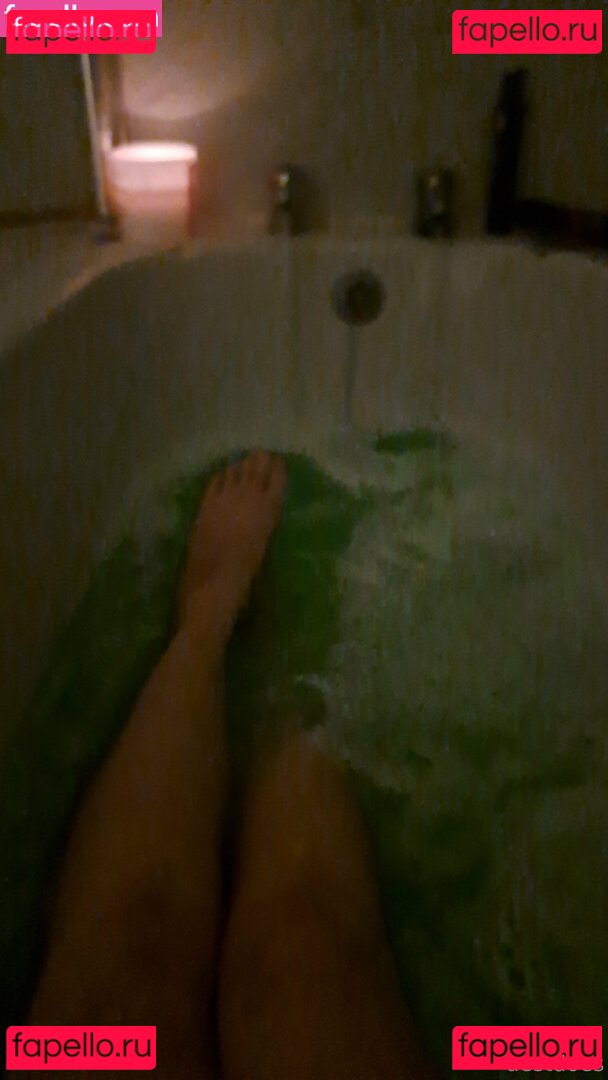 aest.does / aestdoes Onlyfans Photo Gallery 