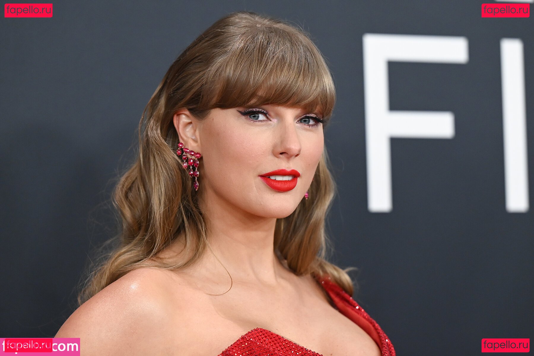 Taylor Swift AI Onlyfans Photo Gallery 