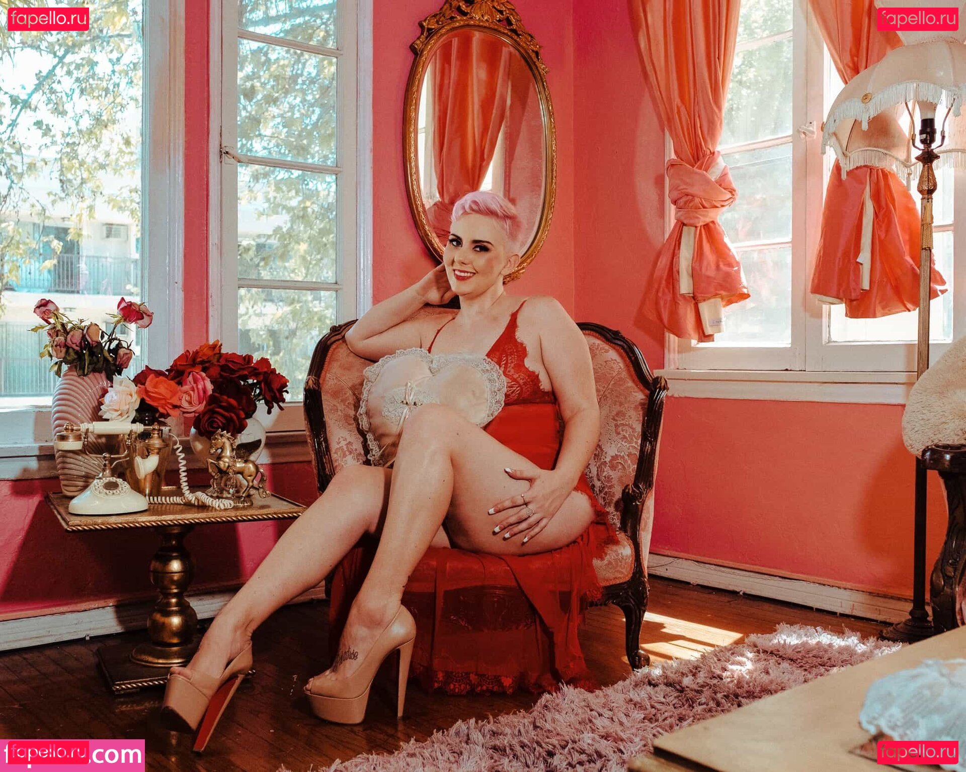 https: / madam_genevieve / madamgenevieve Onlyfans Photo Gallery 