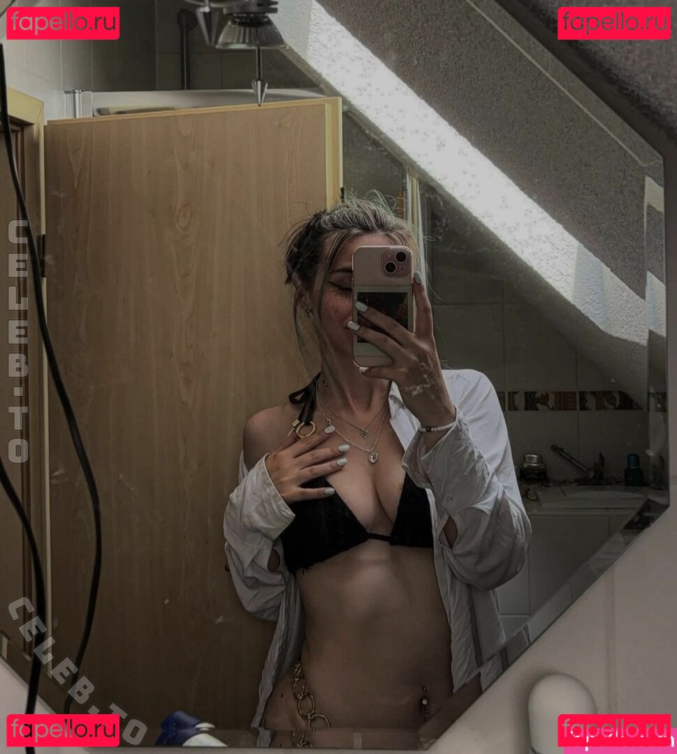 Alia2005 / aliax_2005 Onlyfans Photo Gallery 