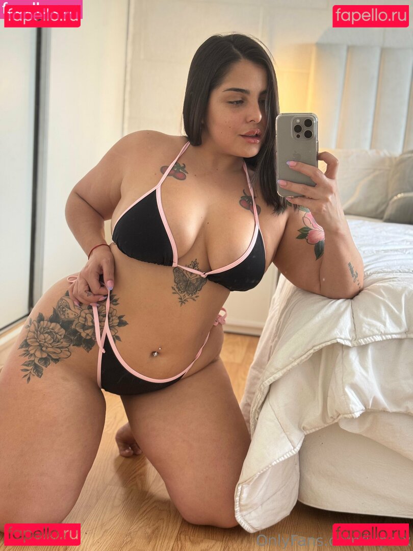 lupe.x / lupe.x.xo Onlyfans Photo Gallery 