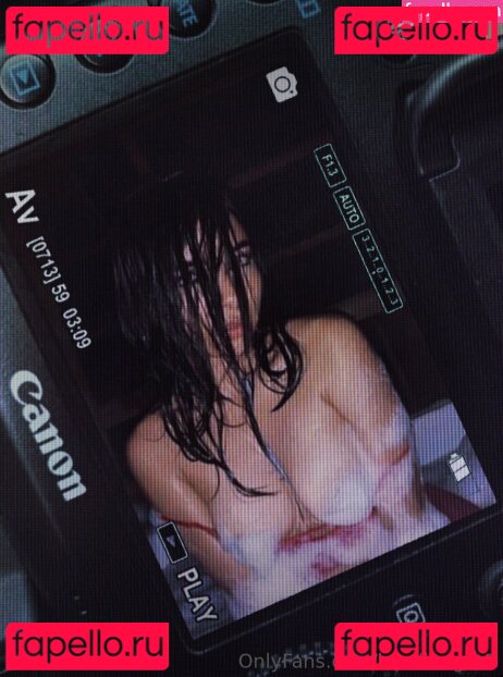 la.pelinegra / lapelinegra1 Onlyfans Photo Gallery 