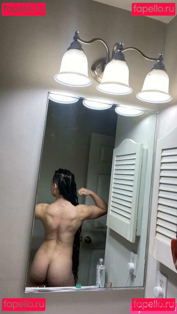 anaglizzy / curlyexotic Onlyfans Photo Gallery 