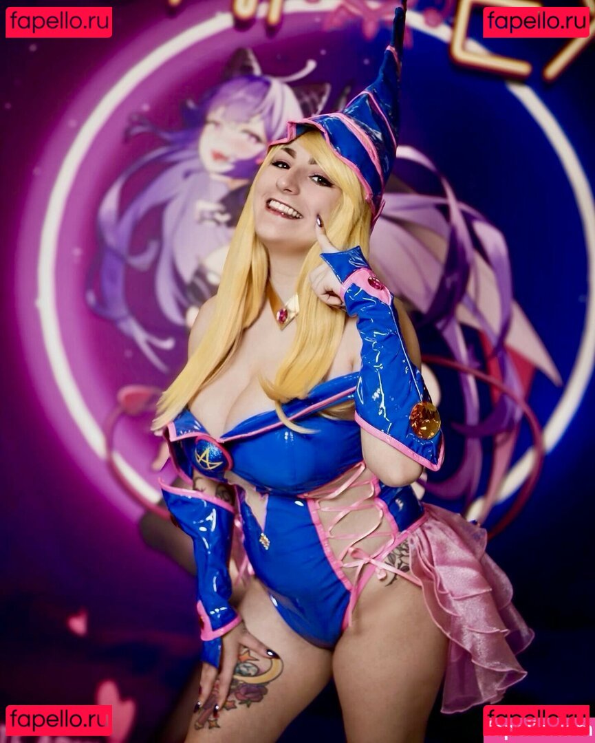 PinkHairedFox Onlyfans Photo Gallery 