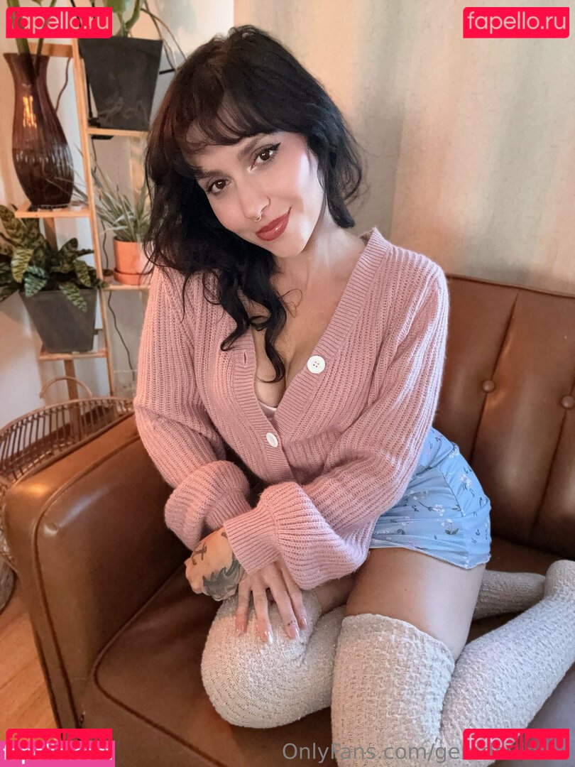 gem.devine / gemdevinetv Onlyfans Photo Gallery 