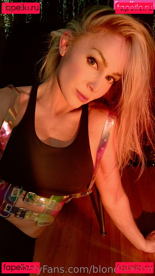 blondblaster Onlyfans Photo Gallery 