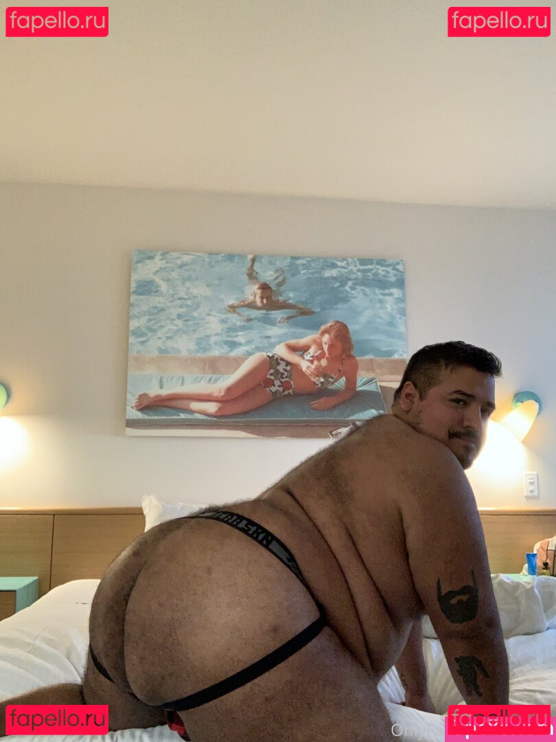 chub-t / chub.t Onlyfans Photo Gallery 