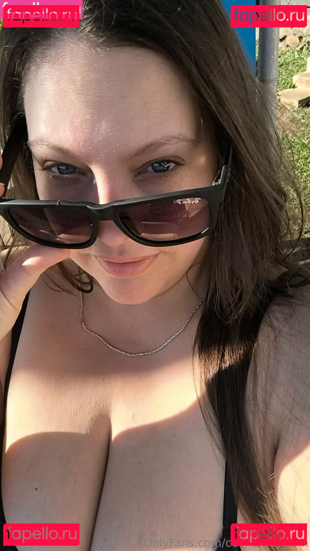 UmmYeaImACozyGurl / celinemorgann Onlyfans Photo Gallery 