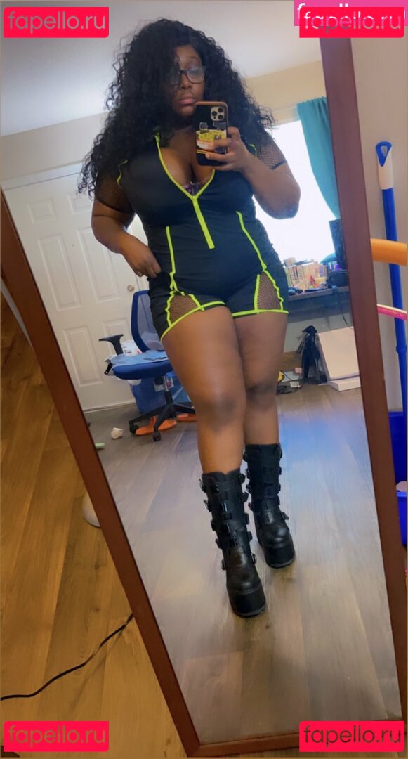 Oppai Princess / OppaiPrincess / theoppaiprincess Onlyfans Photo Gallery 