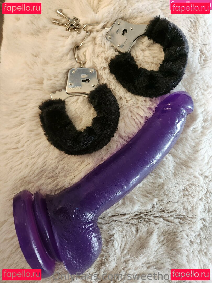 sweethoney2106 / sweethoneybum Onlyfans Photo Gallery 