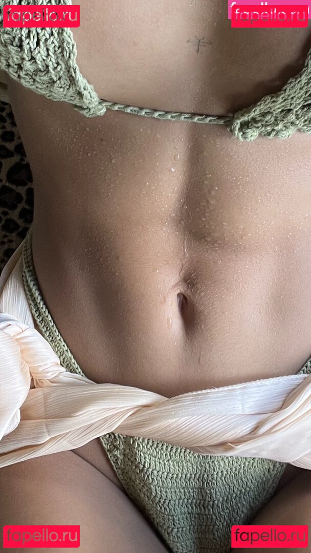 Vanessa Moe / Vanessaanela Onlyfans Photo Gallery 