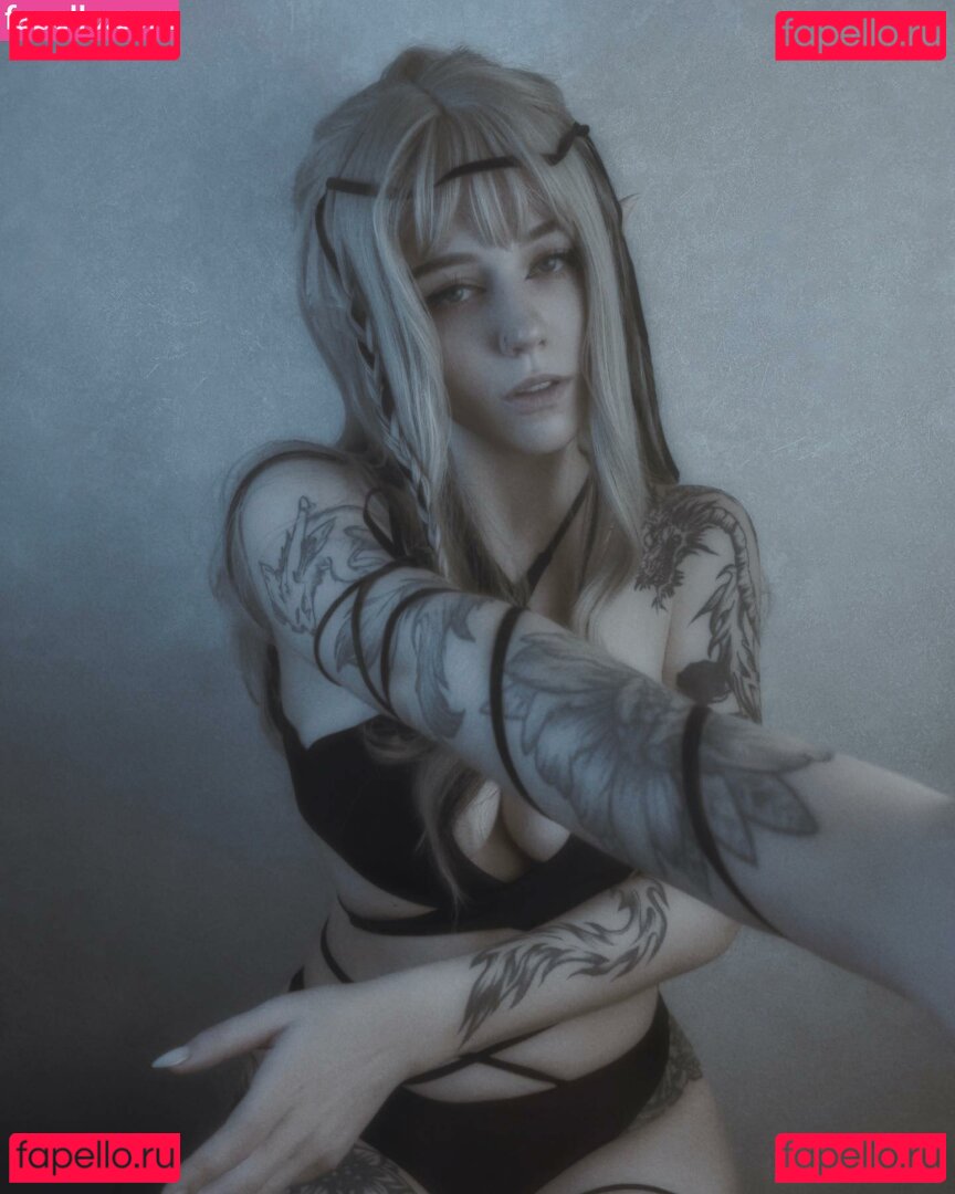 Anastasia / Dolchstosss Onlyfans Photo Gallery 