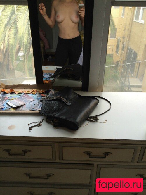 Leven Rambin / levenrambin Onlyfans Photo Gallery 