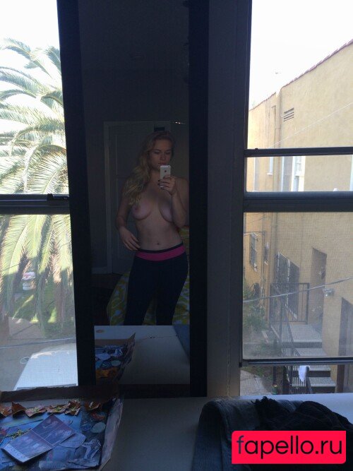 Leven Rambin / levenrambin Onlyfans Photo Gallery 