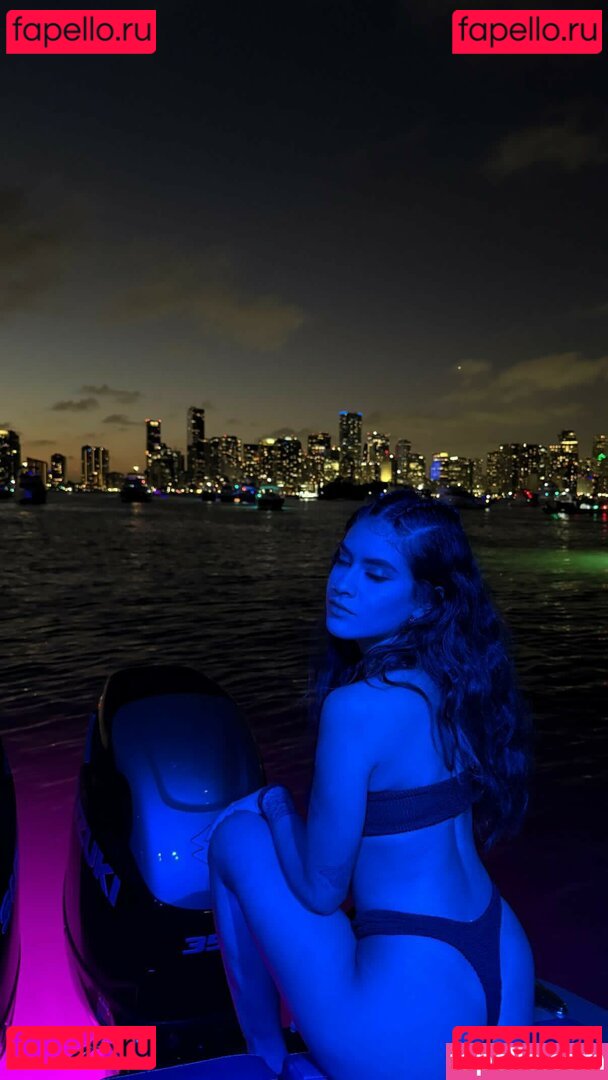 Basedaleja / aleja.m9 Onlyfans Photo Gallery 