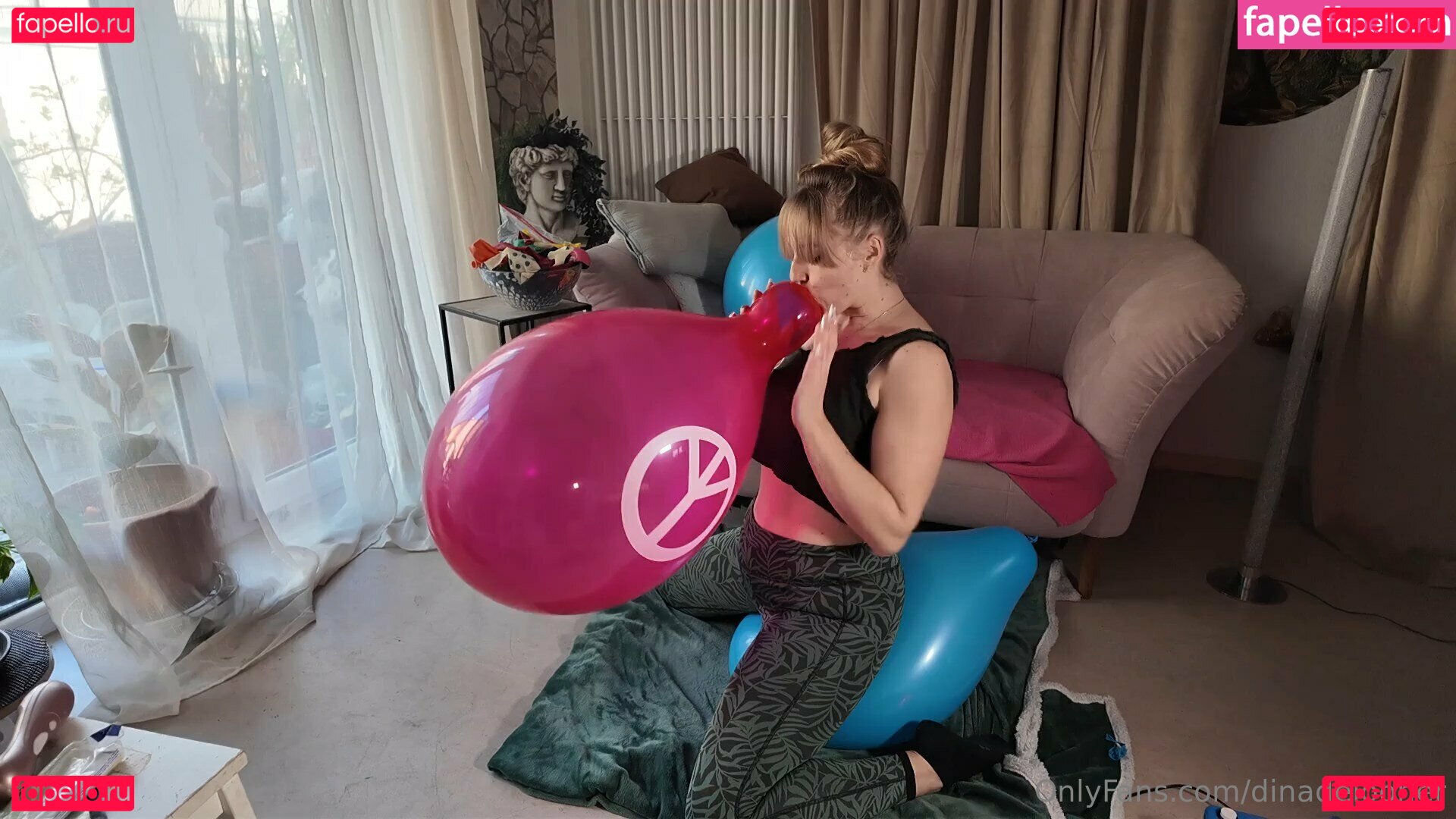 dina.delooner / dinadelooner Onlyfans Photo Gallery 