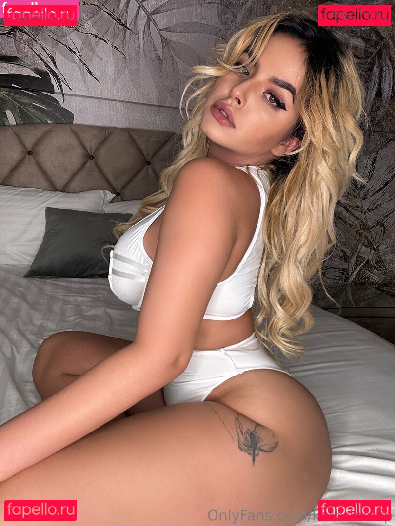 kathrinevip Onlyfans Photo Gallery 