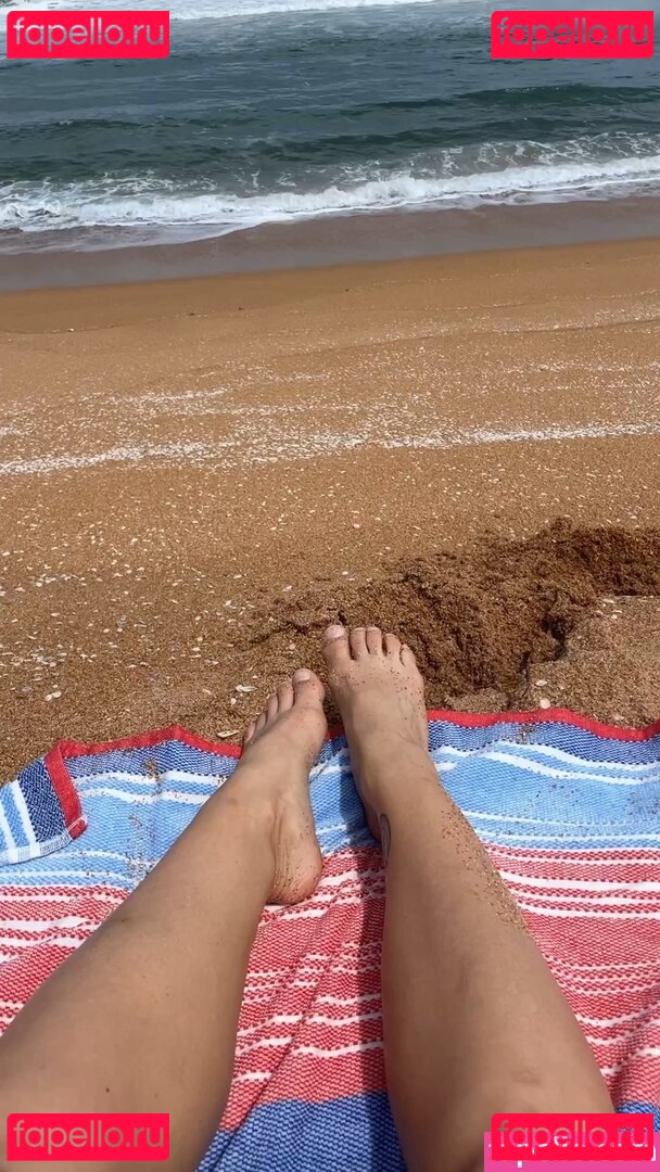 Jade Chynoweth / jadebug98 Onlyfans Photo Gallery 