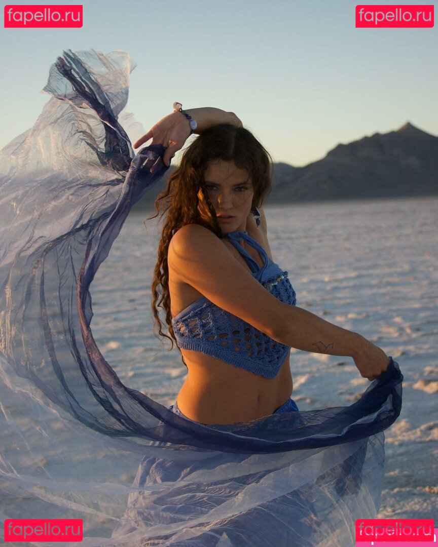 Jade Chynoweth / jadebug98 Onlyfans Photo Gallery 