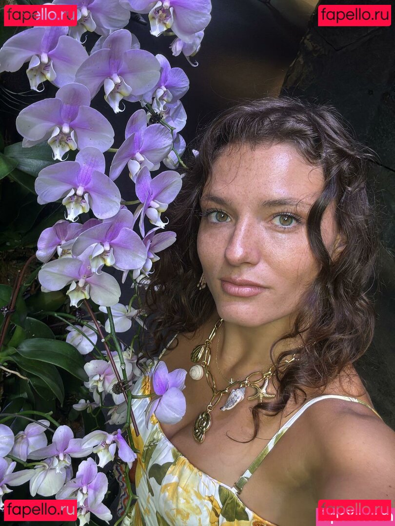 Jade Chynoweth / jadebug98 Onlyfans Photo Gallery 