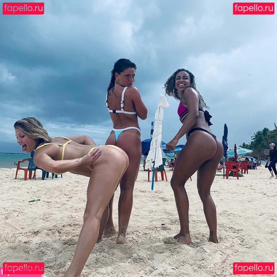 Jade Chynoweth / jadebug98 Onlyfans Photo Gallery 