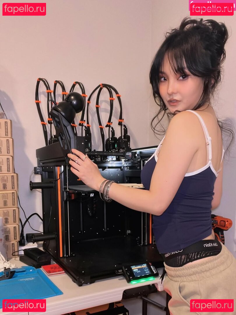 Codemiko / Youneh / thecodemiko Onlyfans Photo Gallery 