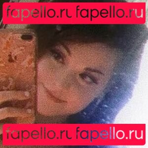 auroraiskira / kingauratv Onlyfans Photo Gallery 