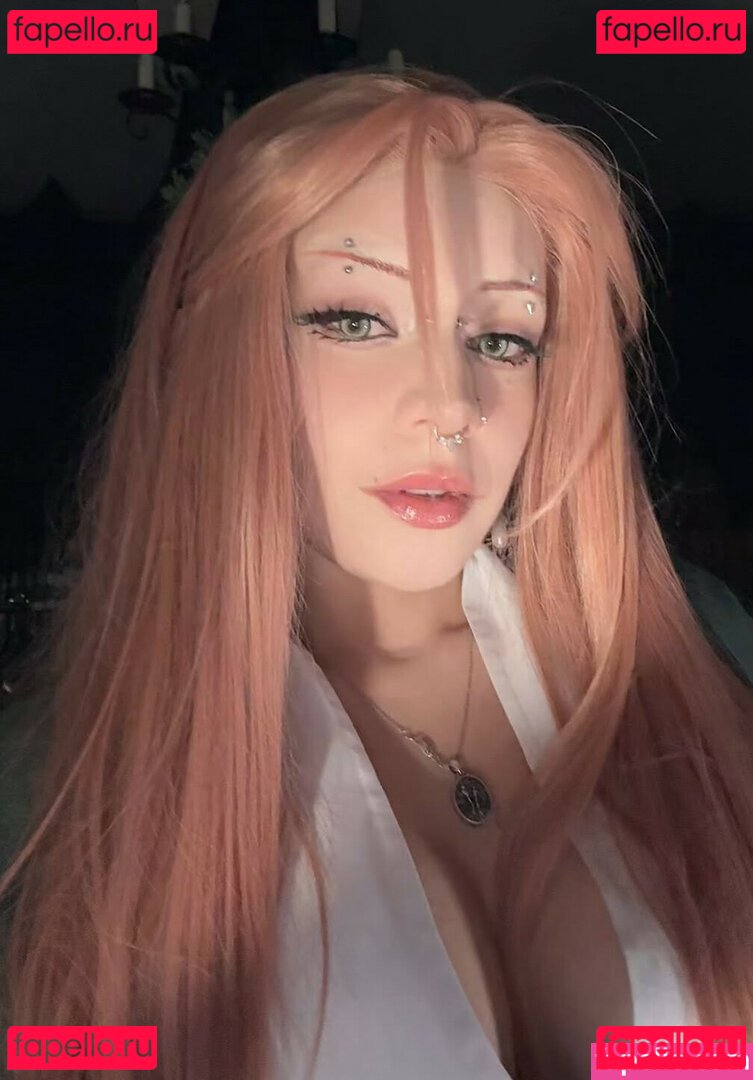 BuffGothMom / xohmygoth Onlyfans Photo Gallery 