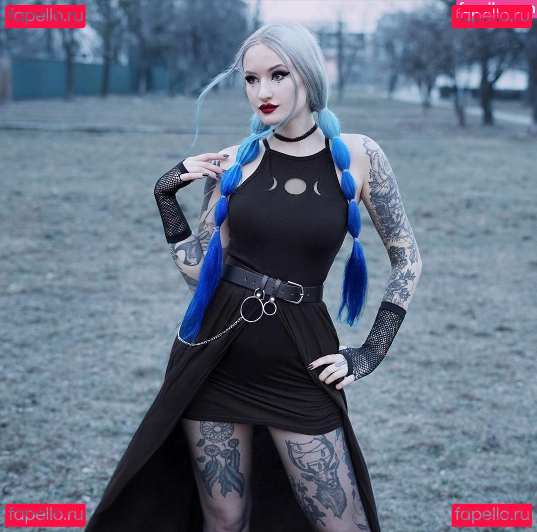 BlueAstrid / bluexastrid Onlyfans Photo Gallery 