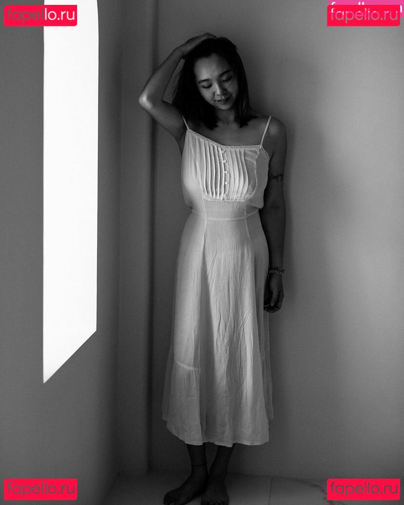 Pixie / Shentonyyy Onlyfans Photo Gallery 