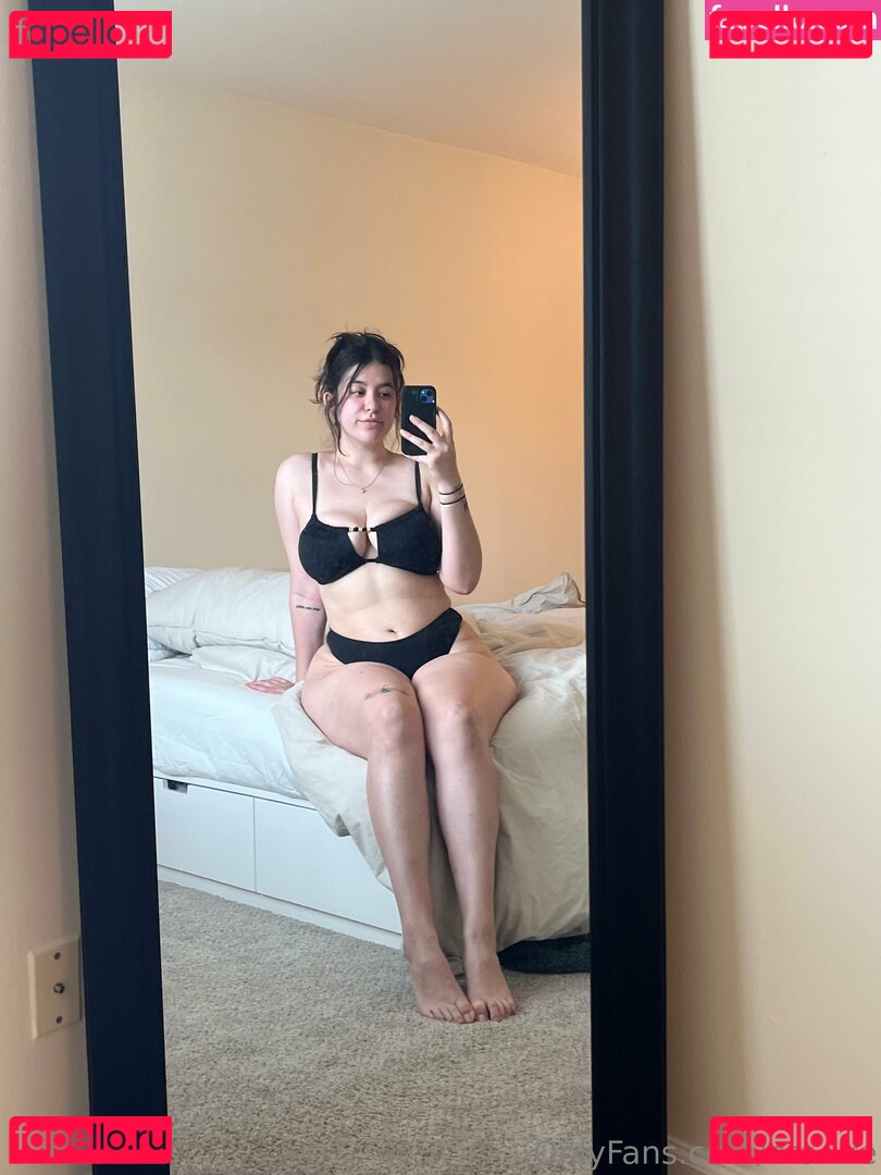 user613 / user61638 Onlyfans Photo Gallery 