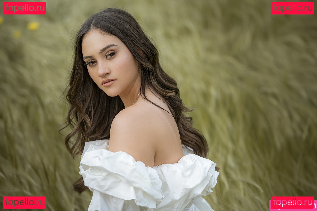 Agam Buhbut Onlyfans Photo Gallery 