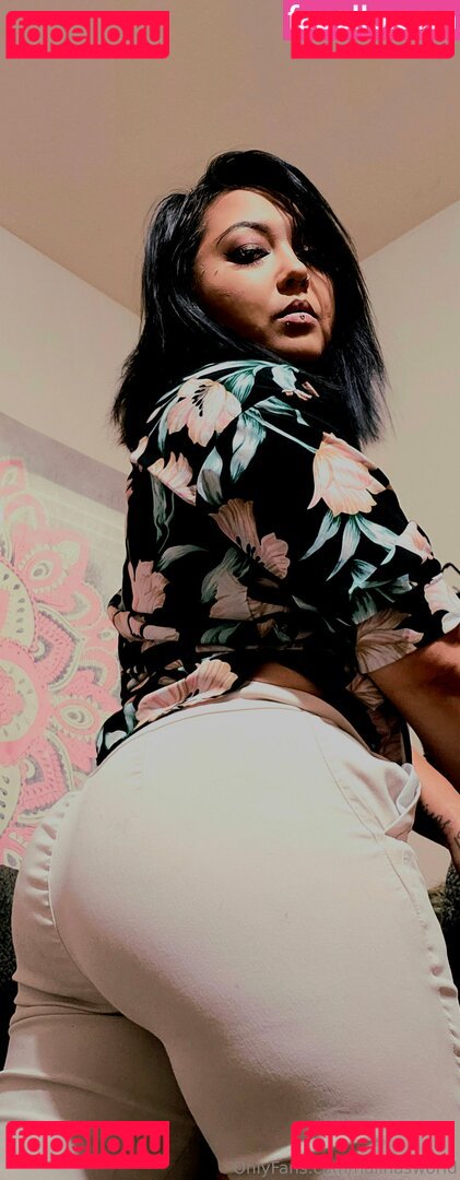 nalinasworld / thisisnalasworld Onlyfans Photo Gallery 