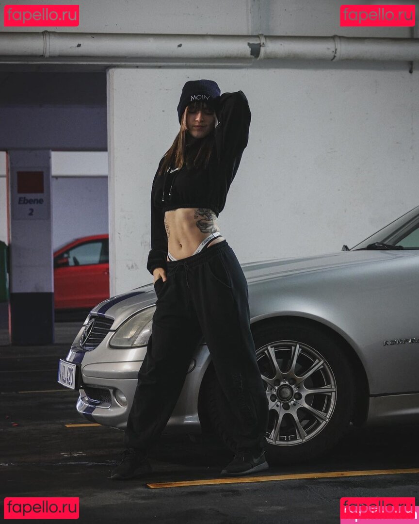 Thisislina / benzundbella Onlyfans Photo Gallery 