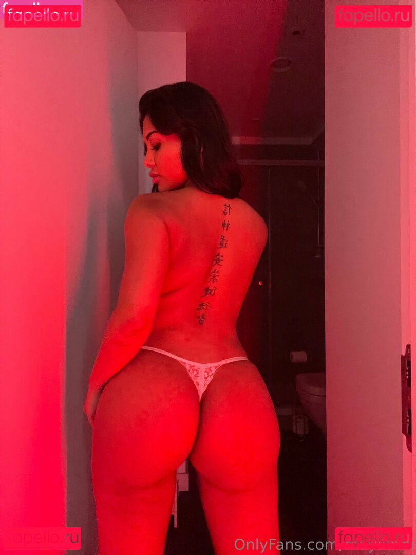 mayamei Onlyfans Photo Gallery 