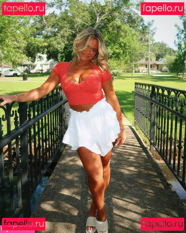 savannahziglar / yogirllsav Onlyfans Photo Gallery 