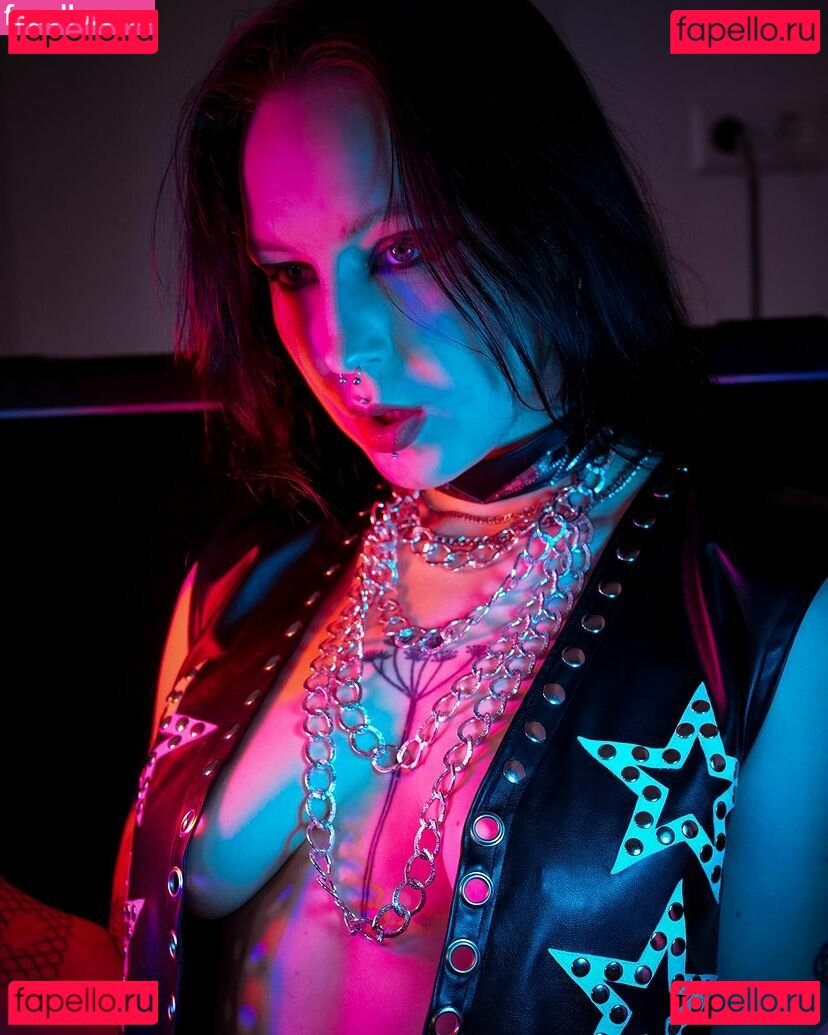 Angelina Vehera / wvehera Onlyfans Photo Gallery 