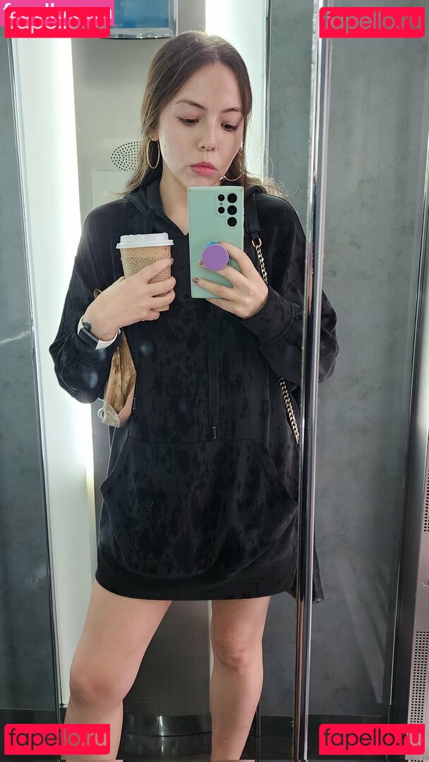 Goddess Mell / https: / mellowish / xmellowishx Onlyfans Photo Gallery 