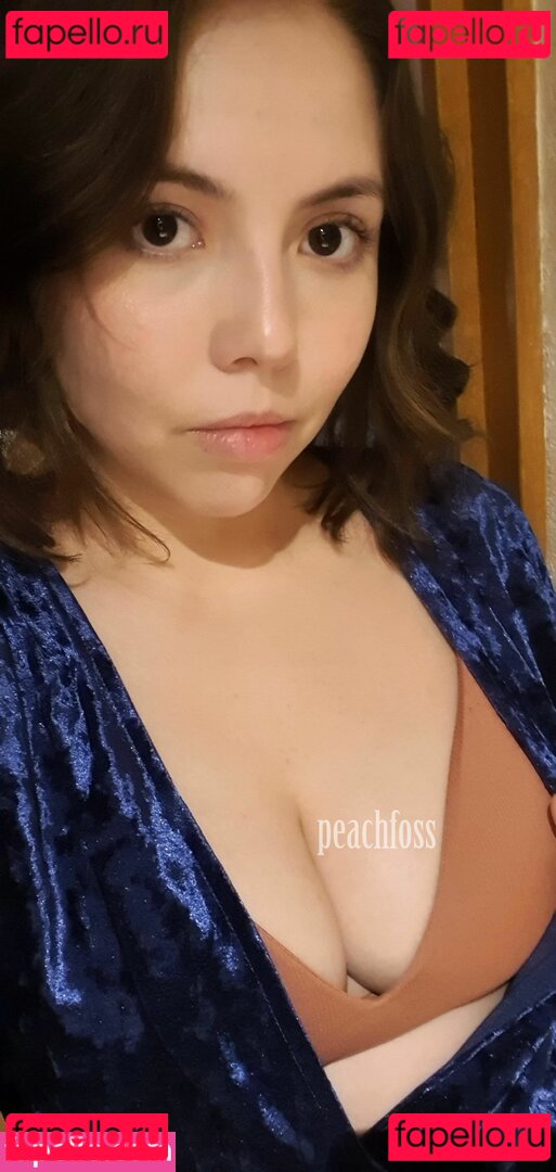 Goddess Mell / https: / mellowish / xmellowishx Onlyfans Photo Gallery 