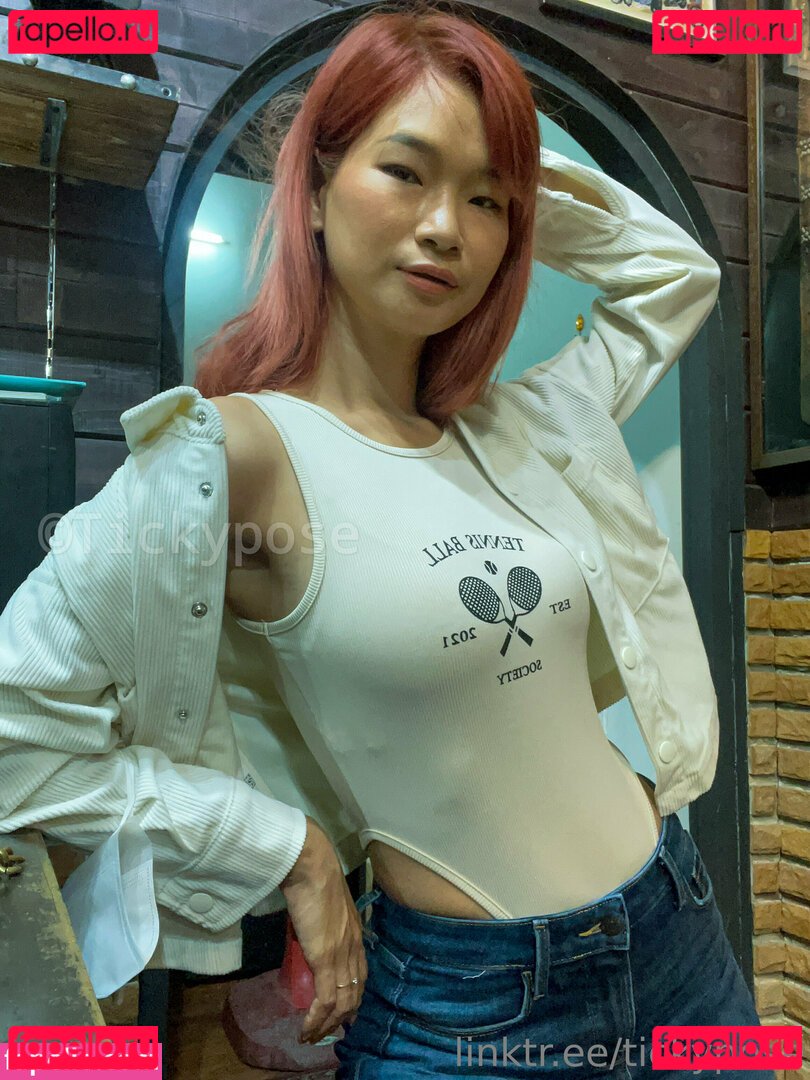 TickyPose Onlyfans Photo Gallery 
