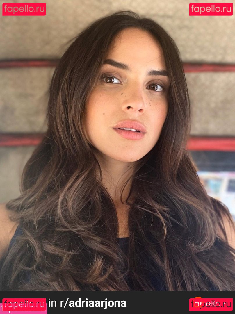 Adria Arjona / adriaarjona Onlyfans Photo Gallery 