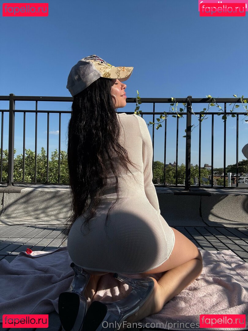 princessavanessa Onlyfans Photo Gallery 